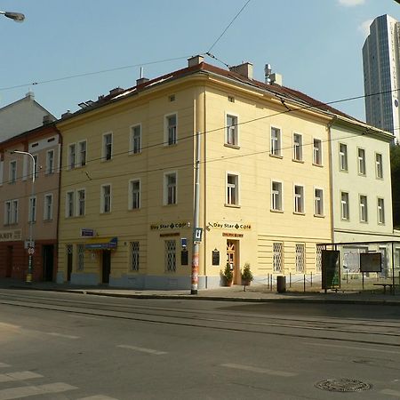 Beta Pension Praga Esterno foto