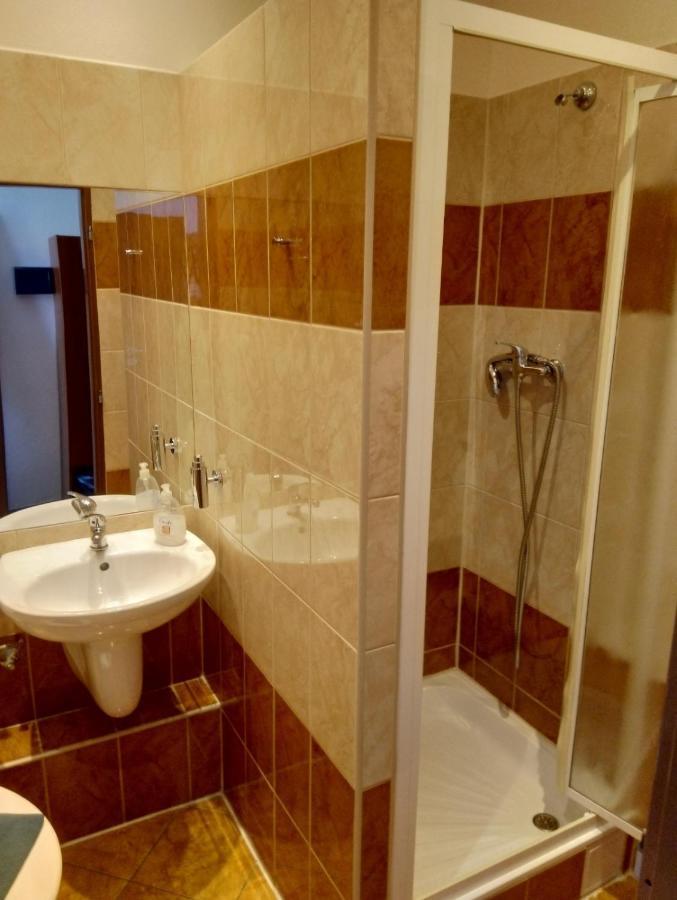 Beta Pension Praga Esterno foto