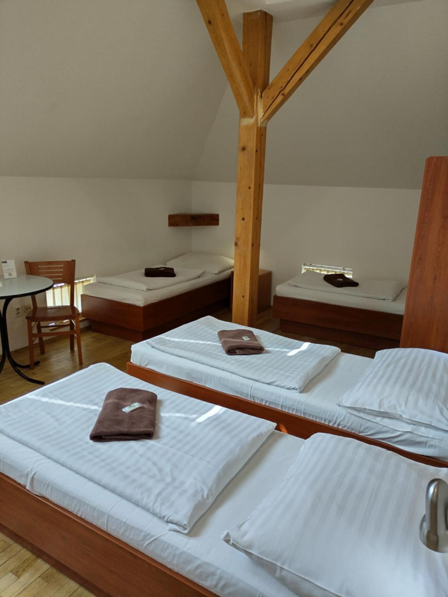 Beta Pension Praga Esterno foto