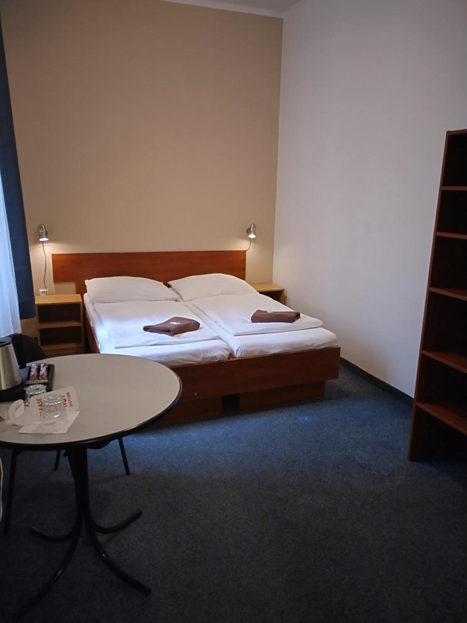 Beta Pension Praga Esterno foto