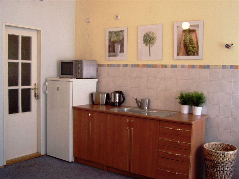 Beta Pension Praga Esterno foto