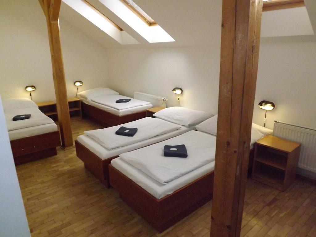 Beta Pension Praga Esterno foto