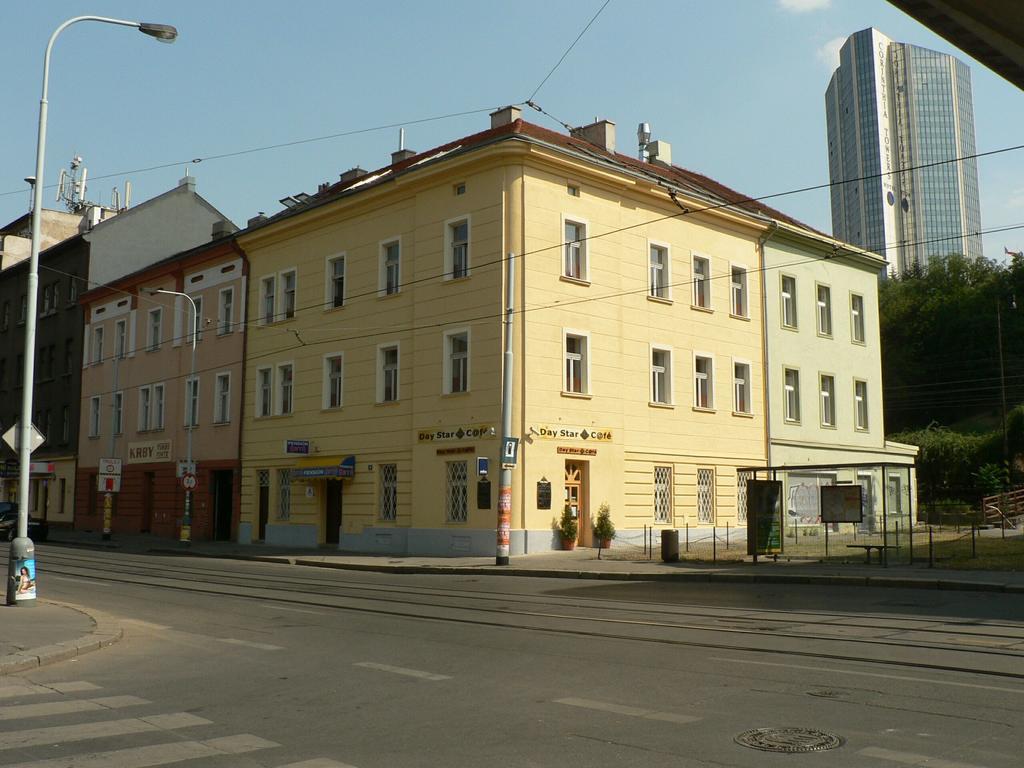 Beta Pension Praga Esterno foto